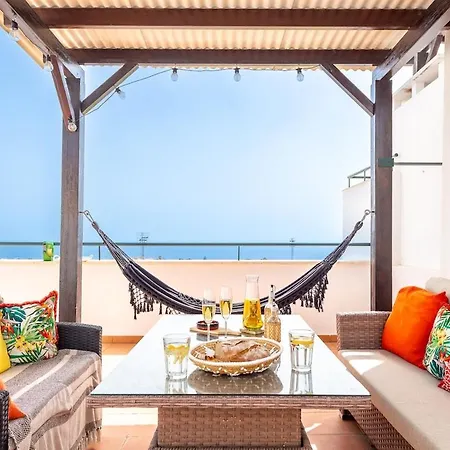 Апартаменти Sundrift Penthouse Two Large Terraces Нерха