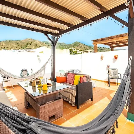Апартаменти Sundrift Penthouse Two Large Terraces *