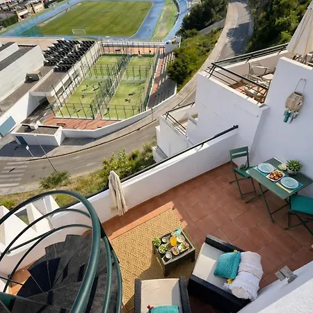 Апартаменти Sundrift Penthouse Two Large Terraces